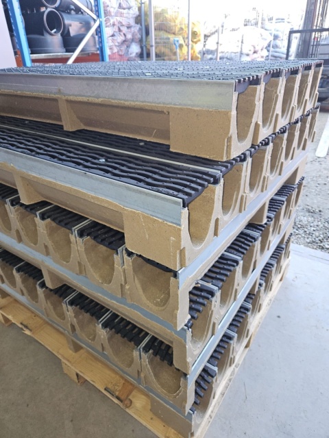 Odwodnienie Liniowe STORA D-400/H150-mm. SZEROKOŚĆ 14CM